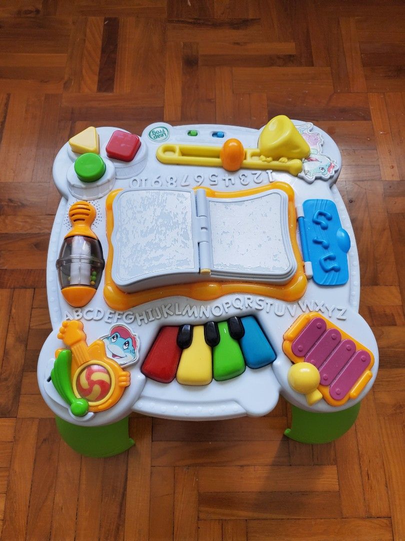 Leapfrog learn & groove activity table - English and French