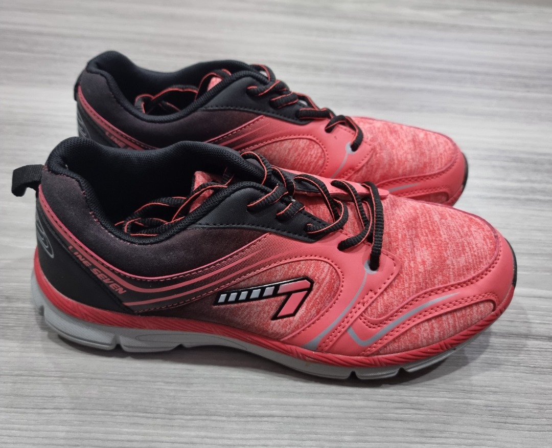 Seven best sale sports shoes