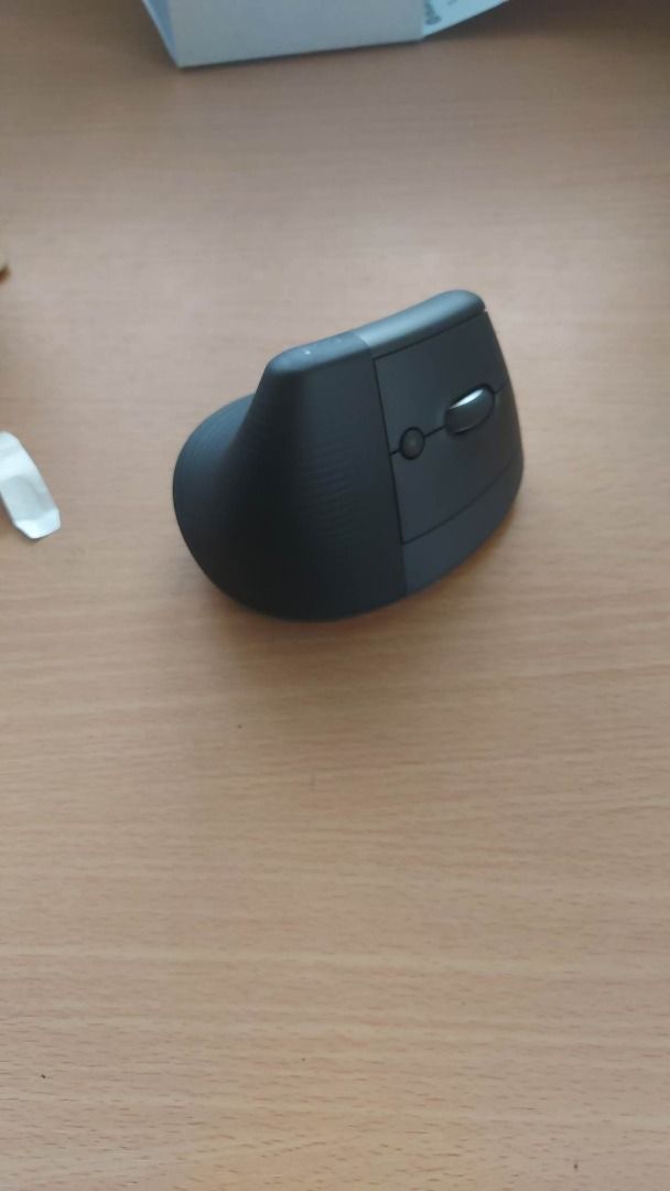 Logitech Lift, Computers & Tech, Parts & Accessories, Mouse & Mousepads ...