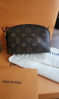 LV Makeup Cosmetic Box Bag Cube Scott, Women's Fashion, Bags & Wallets,  Purses & Pouches on Carousell