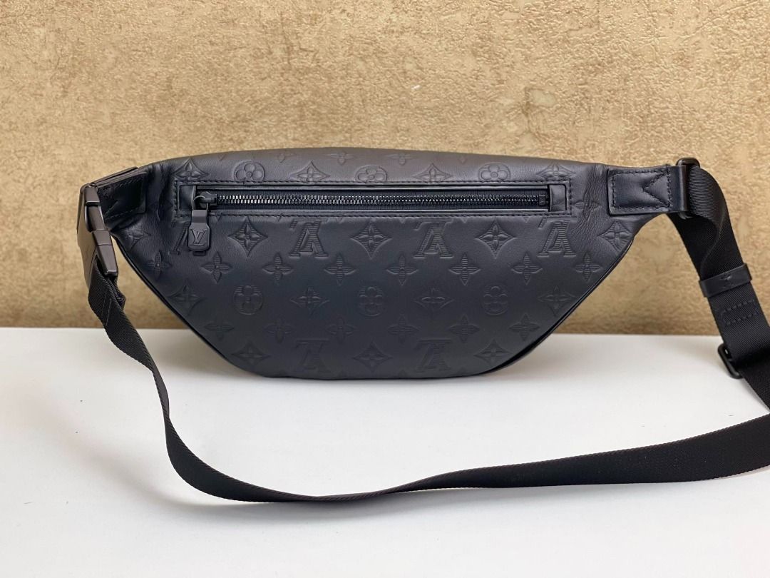Louis Vuitton M46036 Monogram Discovery Bum Bag PM Belt Bag Black Used