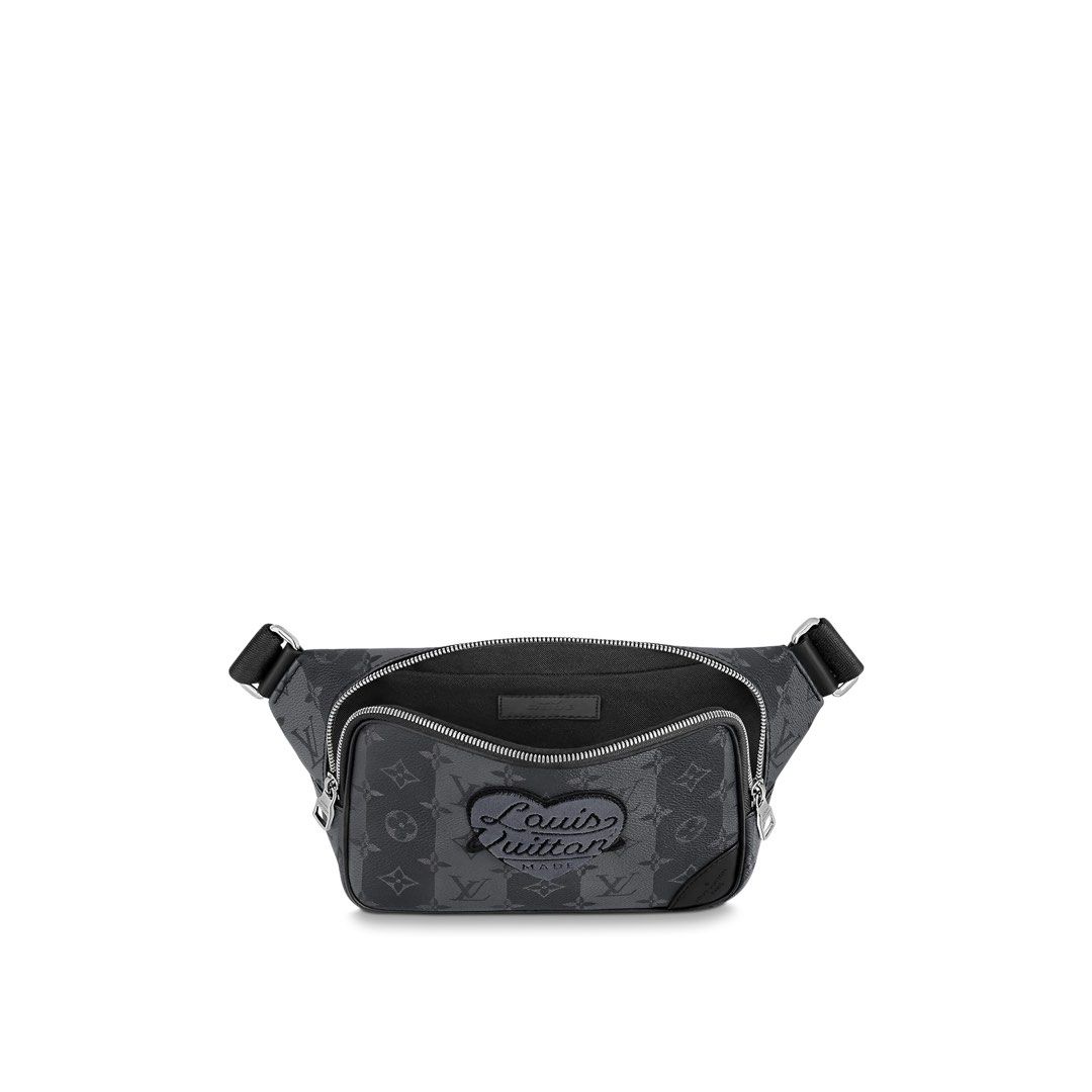Louis Vuitton x Nigo messenger bag, 男裝, 袋, 小袋- Carousell