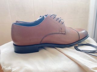 Louis Vuitton classic men's casual business leather shoes, Men's Fashion,  Footwear, Dress Shoes on Carousell