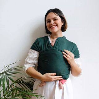 Mikhadou Gendongan Bayi
