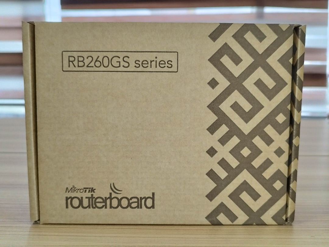 Mikrotik RB260GS – Switch Gigabit 5 Porte Con PoE, Bianco, Compatto Per Reti Domestiche E Piccoli Uffici