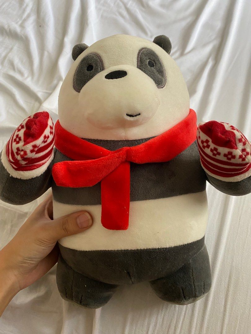 Miniso Panpan Christmas themed plushie (Category: Plushies & Soft Toys) located in Antipolo. Submitted by declutter.clothes (Listing ID 1235731574, Image 1). Description: .