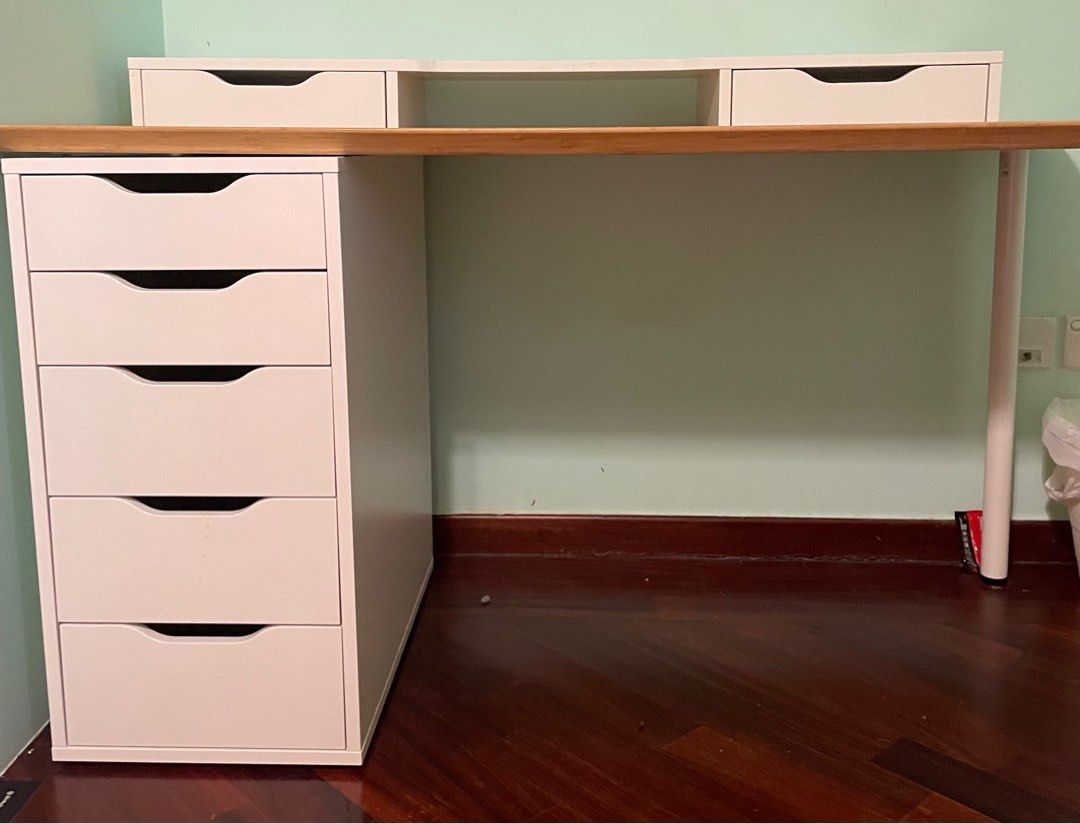 Moving House Sale Study Table, Furniture & Home Living, Furniture