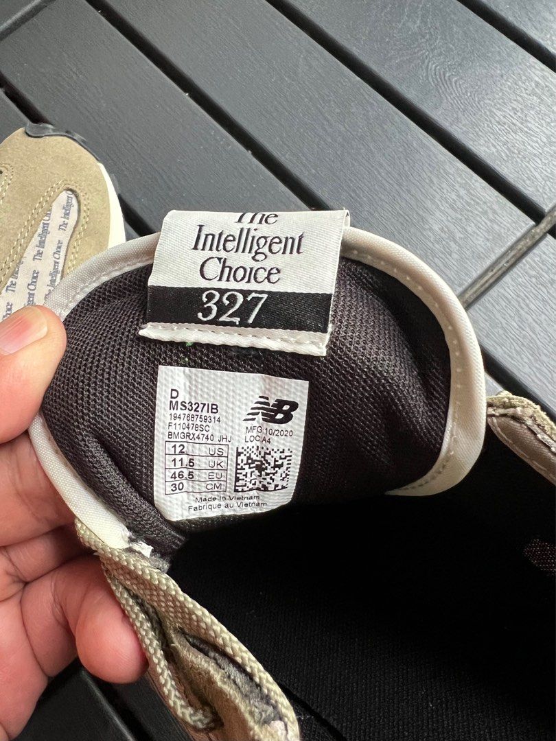 New Balance Shoes 327, Men's Fashion, Footwear, Sneakers on Carousell