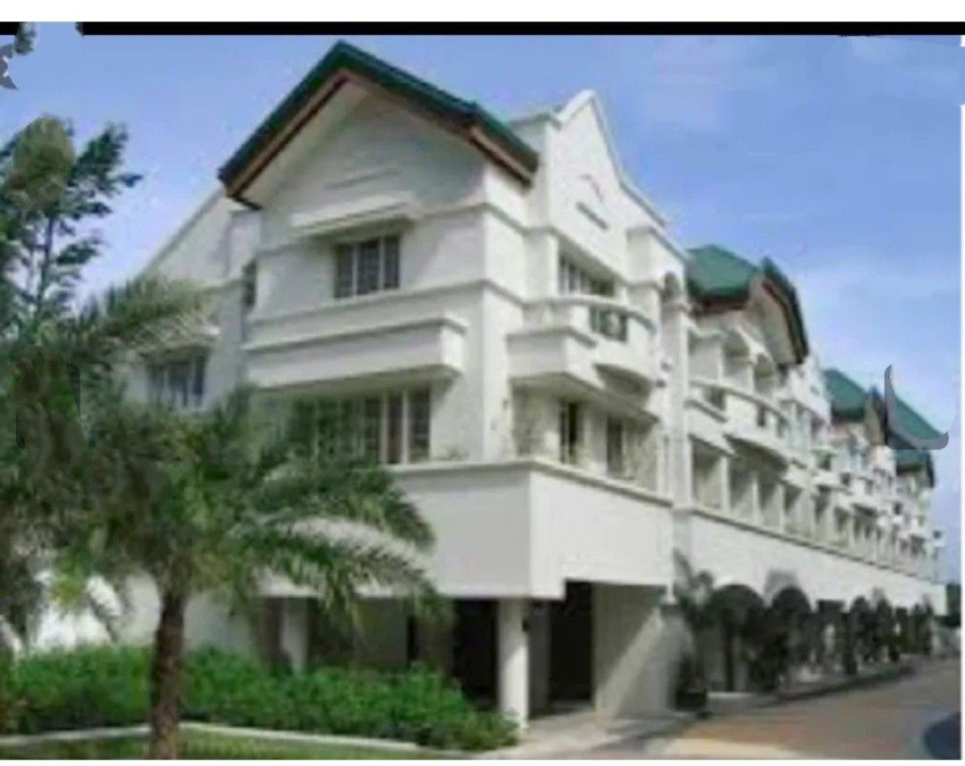 New Manila Quezon City Foreclosed Townhouse for sale in Cathedral