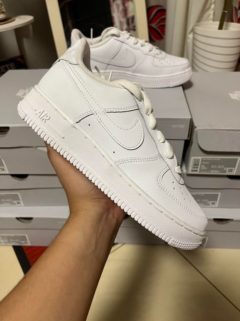 airforce1 triple white