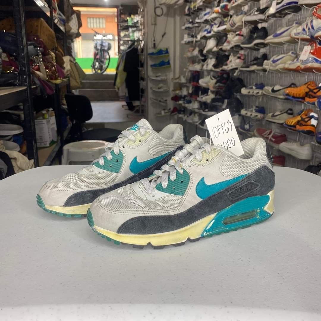 Nike Air Max 90 + SUPREME, Men's Fashion, Footwear, Sneakers on Carousell