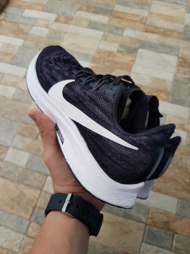 nike air pegasus black