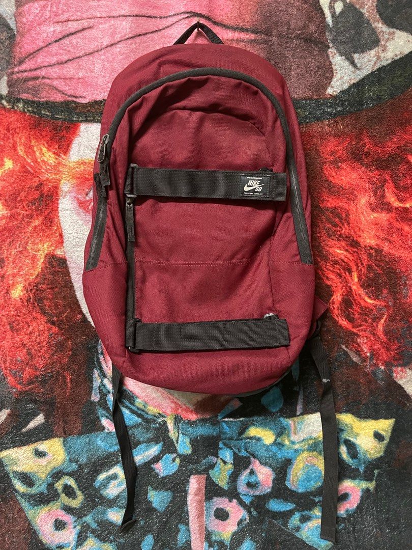 Nike SB Bag Men s Fashion Bags Backpacks on Carousell