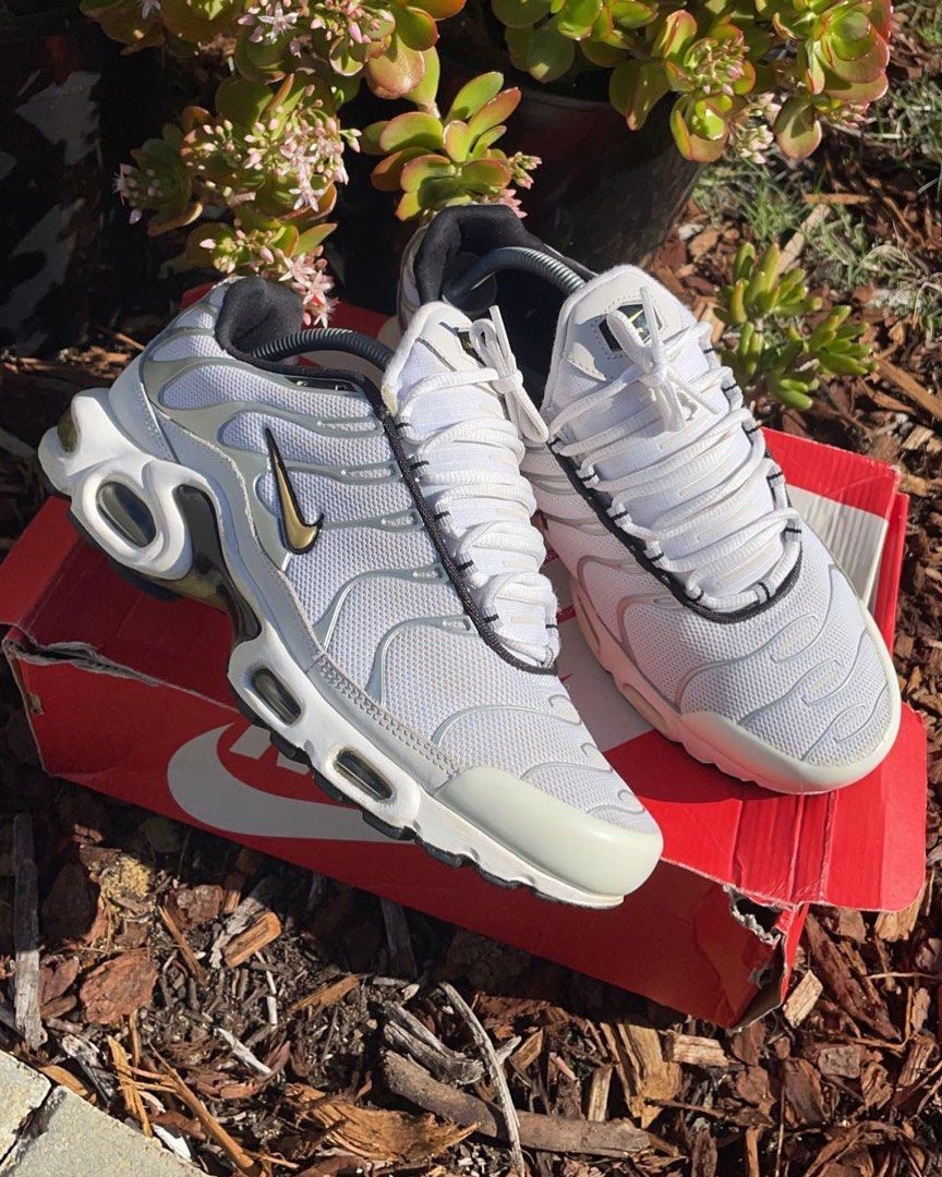 Nike tn 2013 Gold Trophies Men s Fashion Footwear on Carousell
