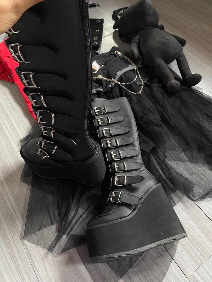 demonia swing 815