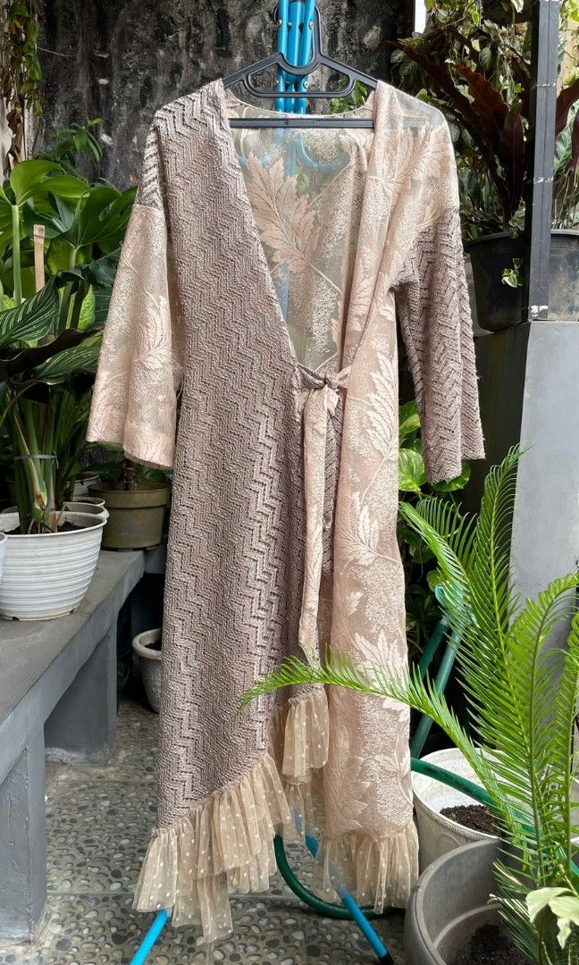 Outer looks like biyan, angeline, Sarah (Kategori: Jam Tangan Wanita) berada di Jakarta Timur. Dikirim oleh oliviacem (ID iklan 1235763626, Gambar 1). Deskripsi: Premium Material All size.