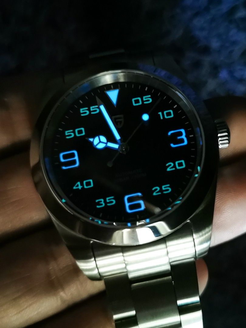 Rolex air store king lume shot