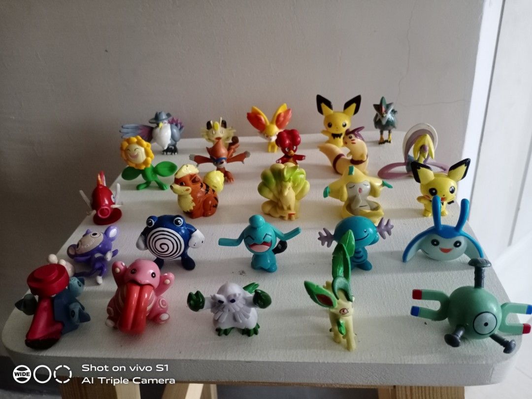 POKEMON FIGURINES (25 pcs) (Category: Figurines & Statues) located in Mandaluyong City. Submitted by sephcharr (Listing ID 1235766719, Image 1). Description: WYSIWYG. Pokemon figurines bootleg. Pokemon, Nintendo, Tomy, unknown. open for take all w/ freebies 50 each update: furret+magnemite+lickitung+sunflora+growlithe+wooper-SOLD RFS: Decluttering.