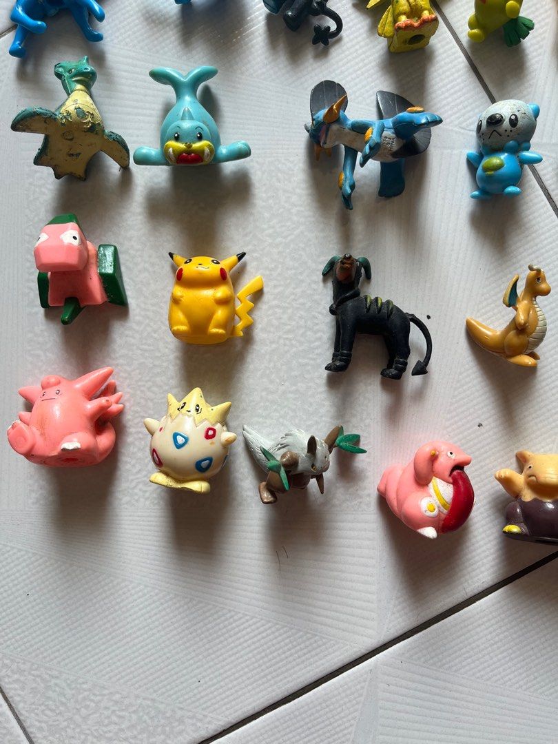 Old pokemon shop figures