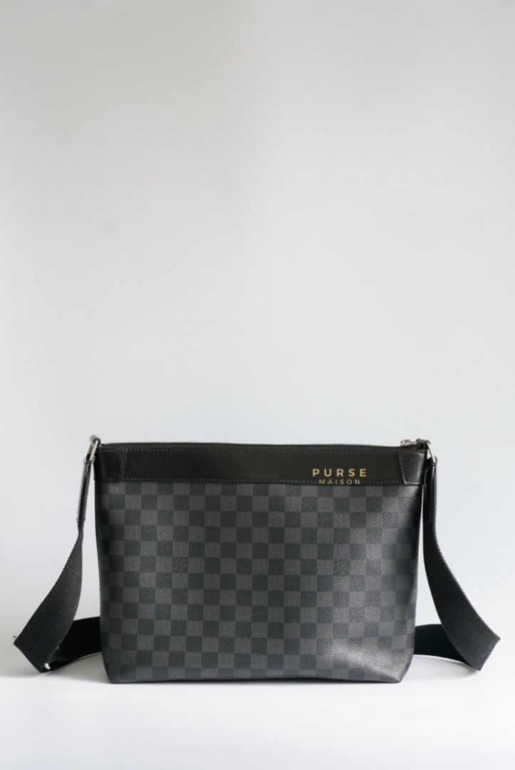 Louis Vuitton Damier Graphite Mick PM Messenger Bag, Luxury, Bags & Wallets  on Carousell