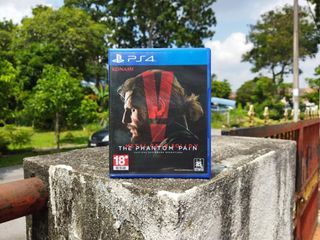 PS4 METAL GEAR SOLID V PHANTOM PAIN (R3) #PromoFreeShipping