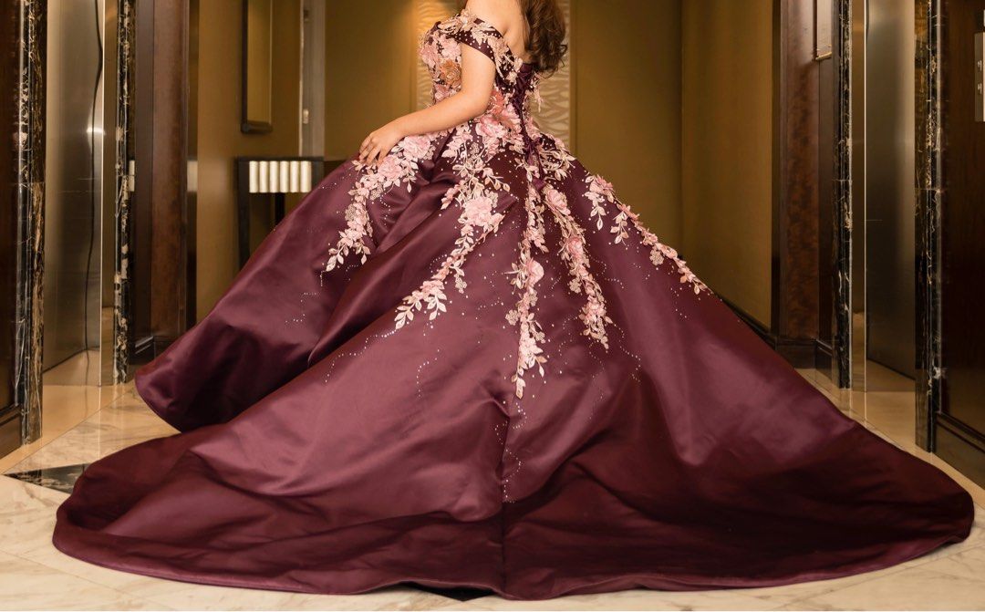 Purple Corset Tulle Ball Gown FOR SALE, Women's Fashion, Dresses & Sets,  Evening dresses & gowns on Carousell