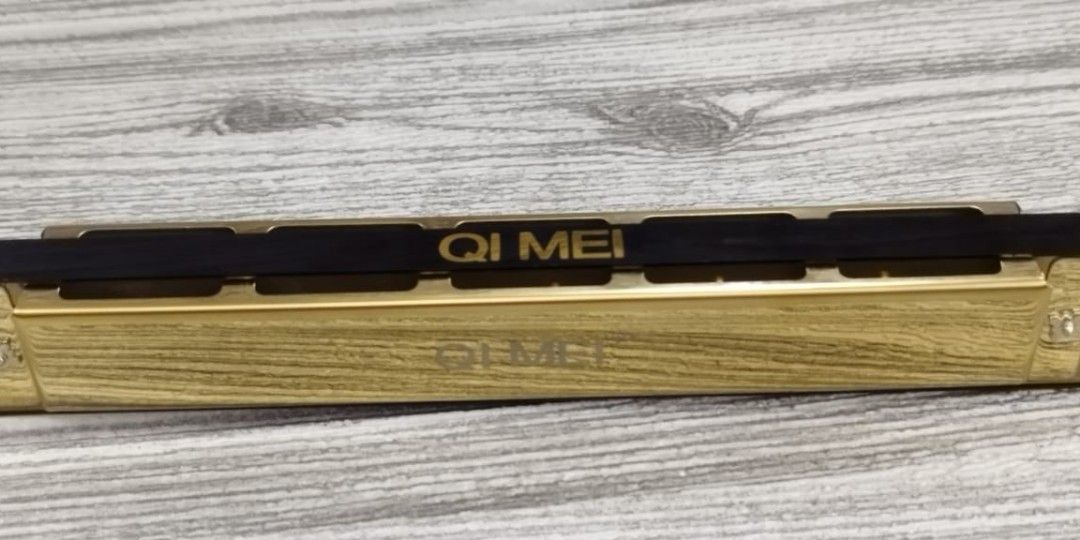 Qi Mei 24 Hole Tremolo Harmonica 24 Hole Stainless Steel Instrument