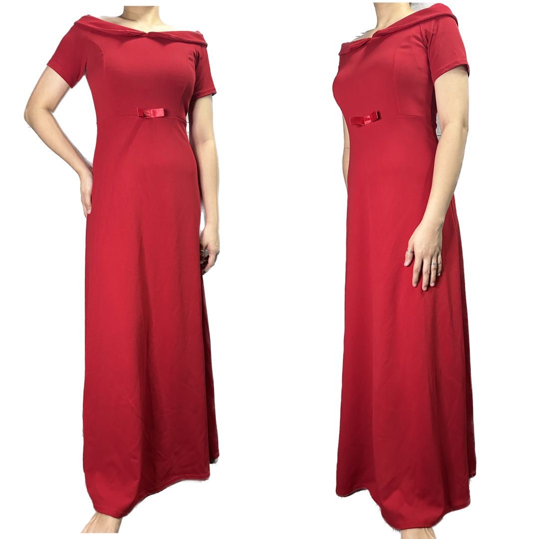 Red Long Dress (Category: Evening dresses & gowns) located in Las Pinas. Submitted by baediola (Listing ID 1235791438, Image 1). Description: Brand: Luxury Trap from People are People Size: L on tag but fits M-L ( body fit and maliit yung sizing niya) Material: Polyester Elastane (strechable and body fit upper part hanggang bewang) Style: Off shoulder neckline RFS: nabili for awarding pero nag change of mind sa style bale na labahan na siya pero 