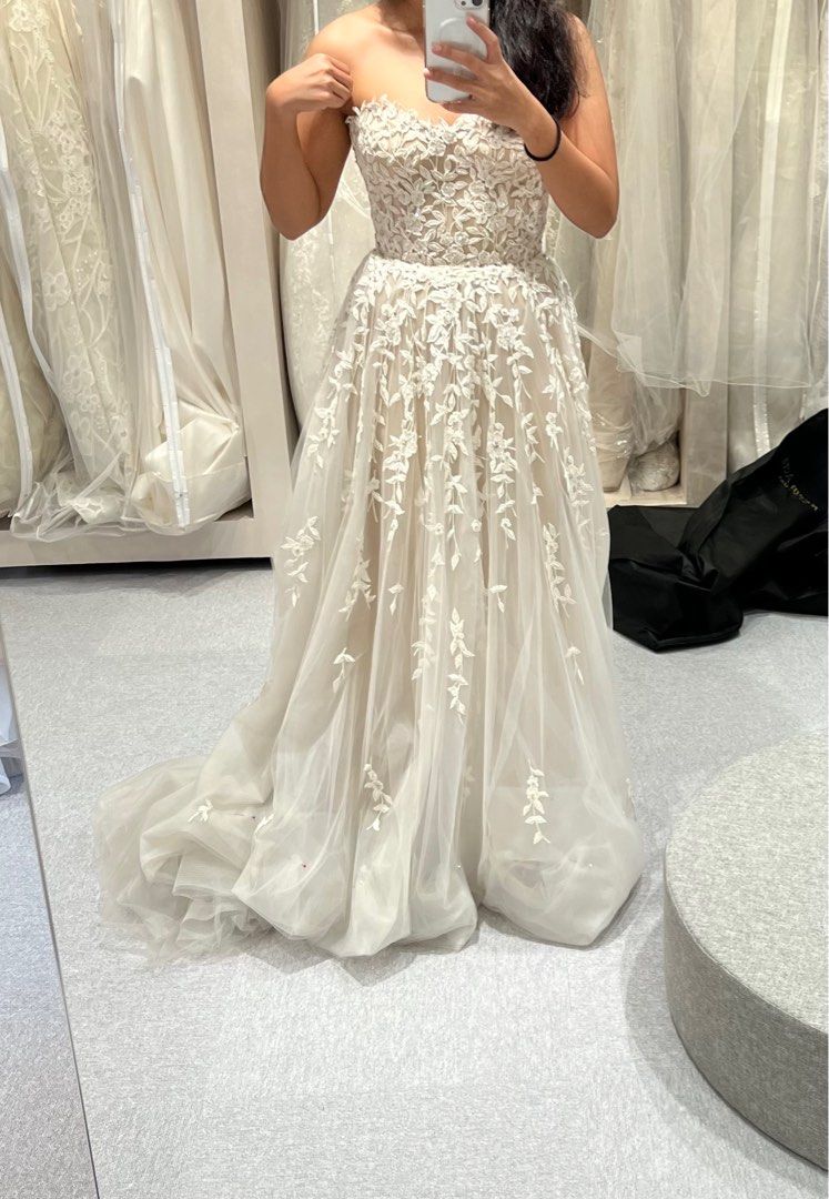 Reem acra shop ball gown