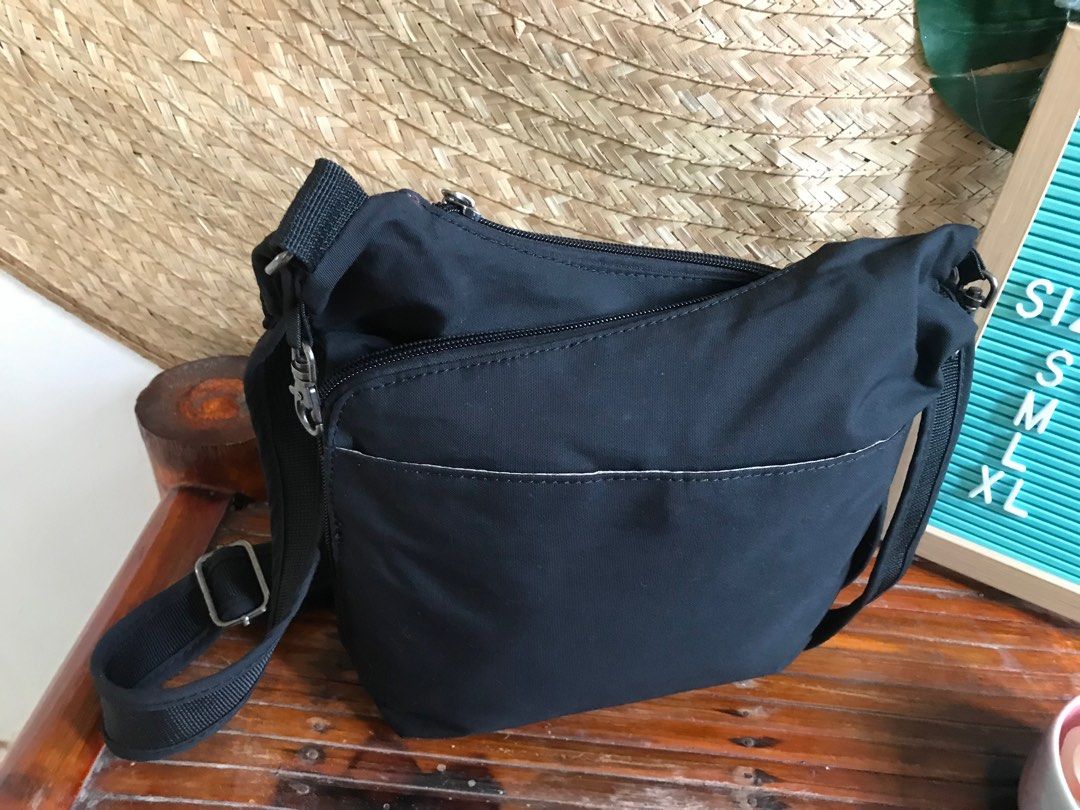 ROOTS 73 Adjustable Messenger Crossbody Black Nylon Zip Top Pocket Shoulder  Bag | eBay