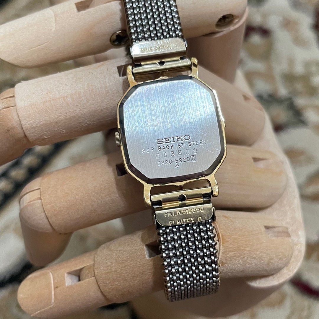 Seiko Vintage Ladies Gold Elastic Strap