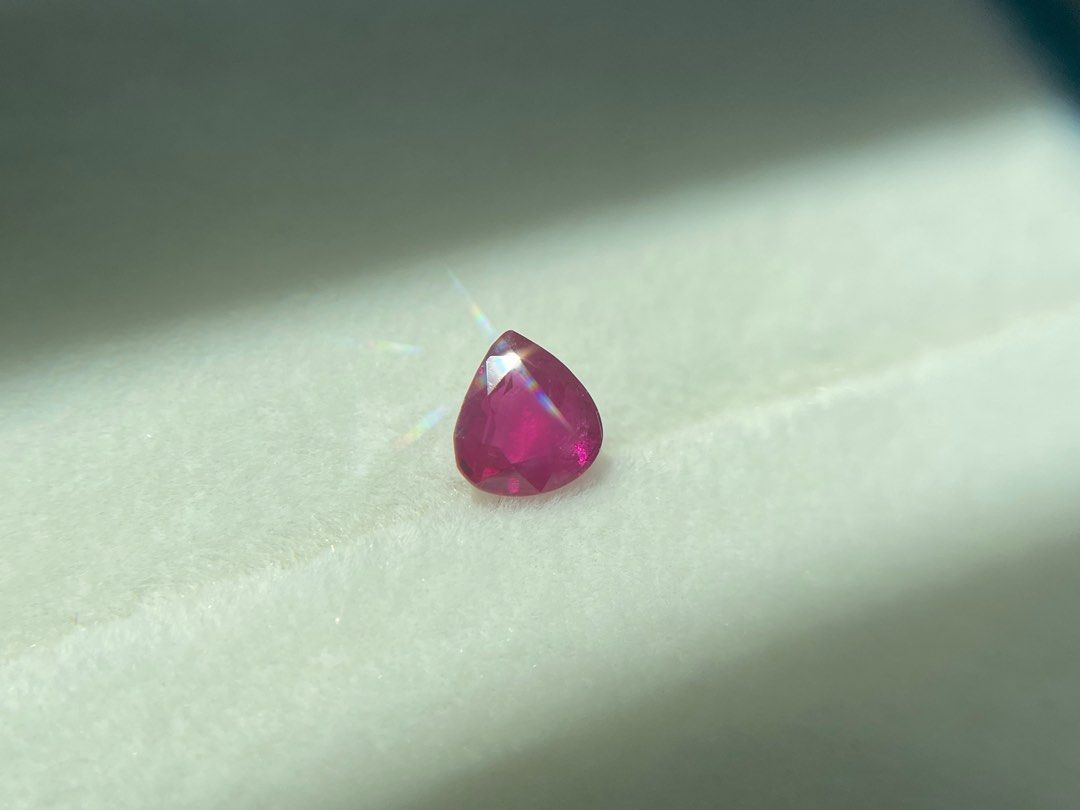 flash sale 0.86ct Natural Ruby. ruby color. cert is ongoing
