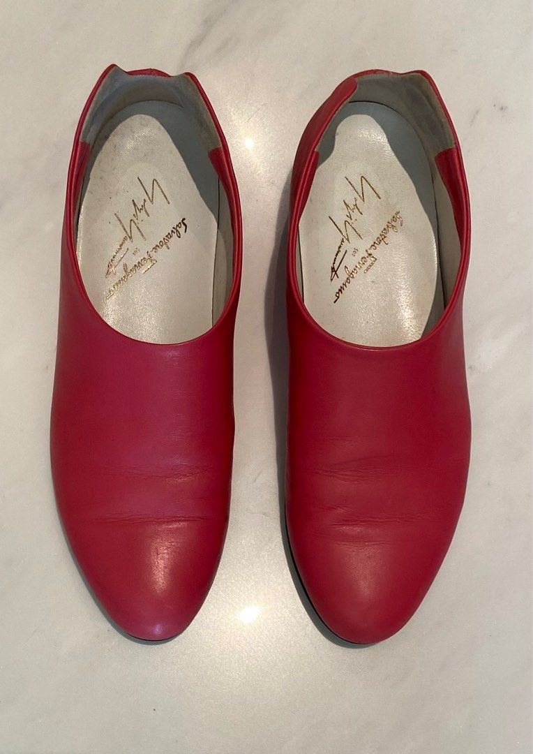 Shoes by Yohji Yamamoto for Salvatore Ferragamo (Category: Sneakers & Footwear) located in Singapore. Submitted by somas2021 (Listing ID 1235736062, Image 1). Description: Designer:Yohji Yamamoto for Salvatore Ferragamo Size: 5.5 Materials: Leather Colour: Pink Year of Design: 2014 / 2015 Origin: Made in Italy Retail Price: S$1200-S$1400 Sale Price: S$360 Final Sale Price: S$180 ( After Further 50% Discounts ) .