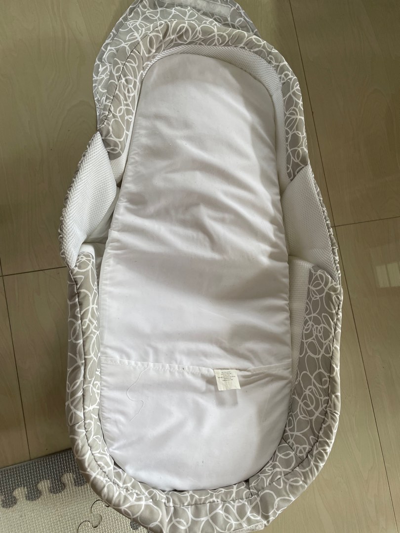 Baby delight snuggle nest recall online