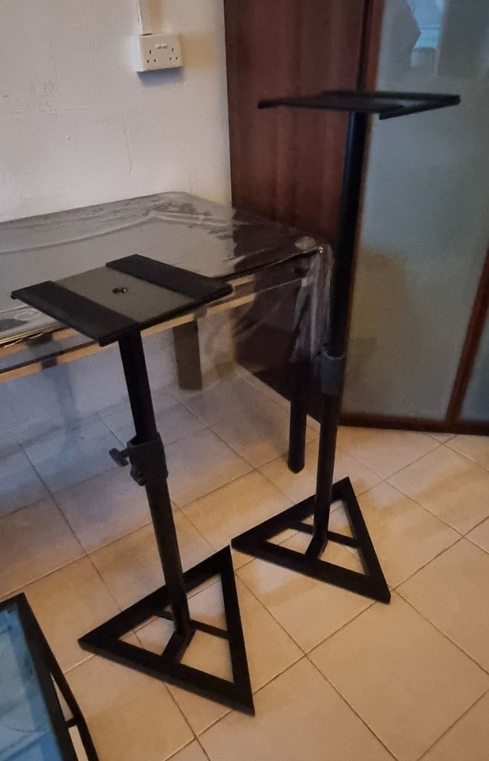 Speaker Stand (Yamaha), Audio, Other Audio Equipment on Carousell