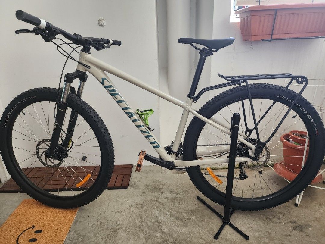 Specialised rockhopper best sale sport 2021