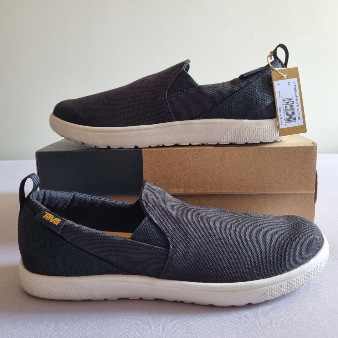 Voya shoes top
