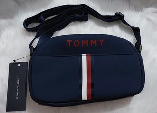 TH Sling Bag