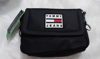 Tommy Sling Bag