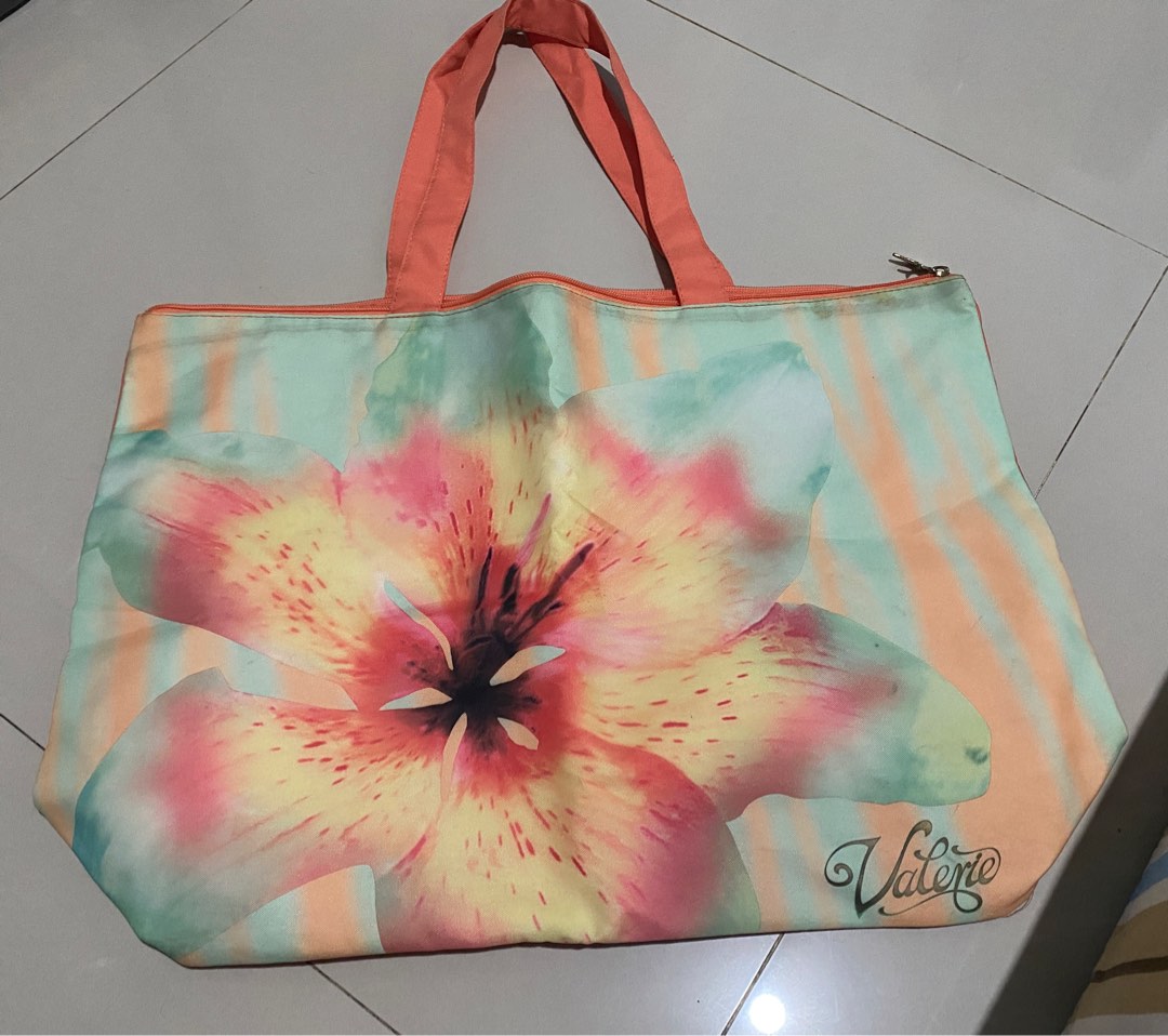 Exotic interagissant beach bag oriflame