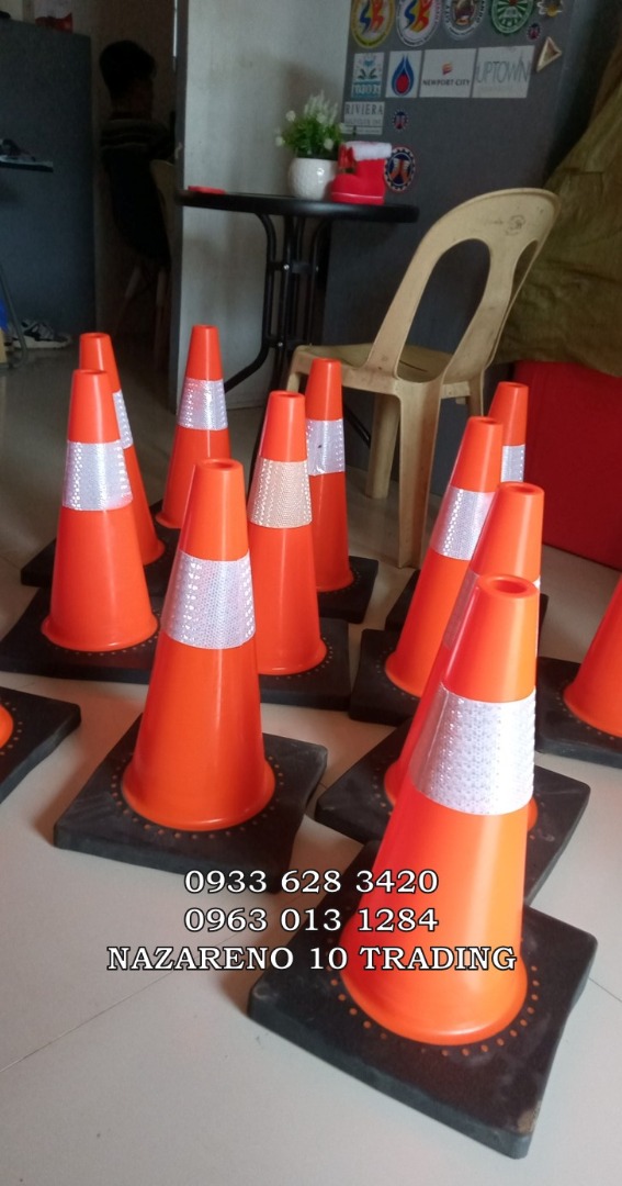 Traffic cone 18 Inches with reflector on Carousell