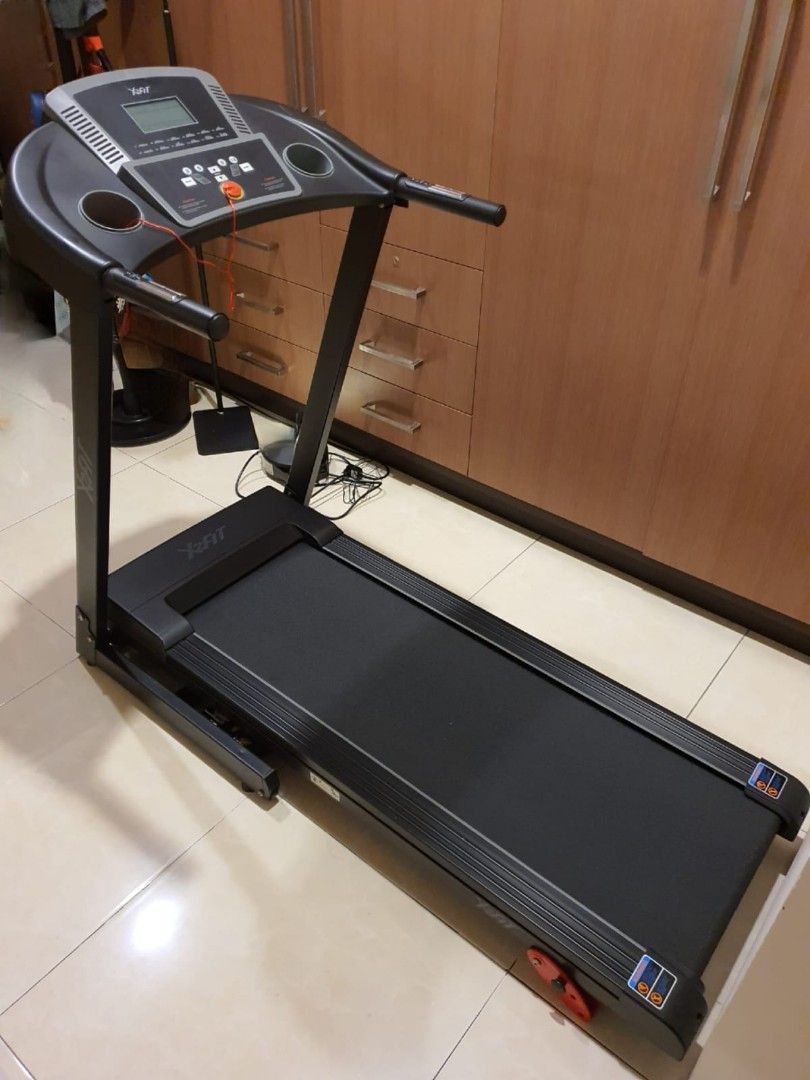 Treadmill Merk X2FIT on Carousell