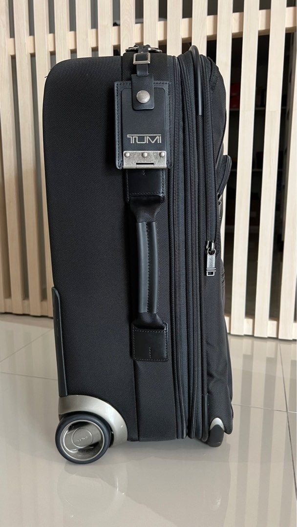 Tumi Cabin Luggage, Men's Fashion, Bags, Briefcases on Carousell