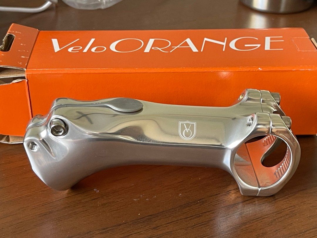BNIB Velo Orange Happy Stem Silver 90mm 45° Rise 31.8mm, Sports