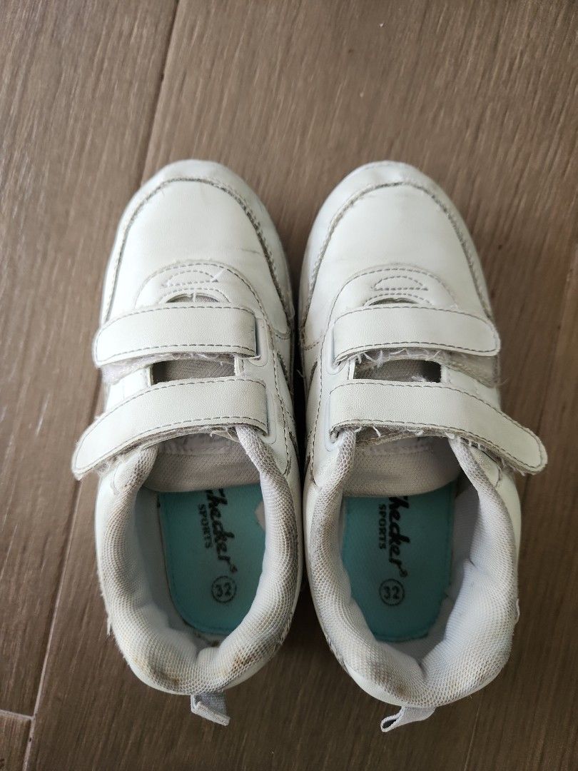White velcro shoes for school 2025