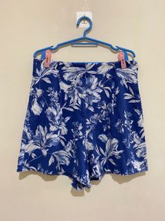 Zara Highwaisted Floral Linen Shorts