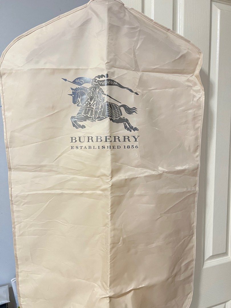 Burberry garment bag new arrivals