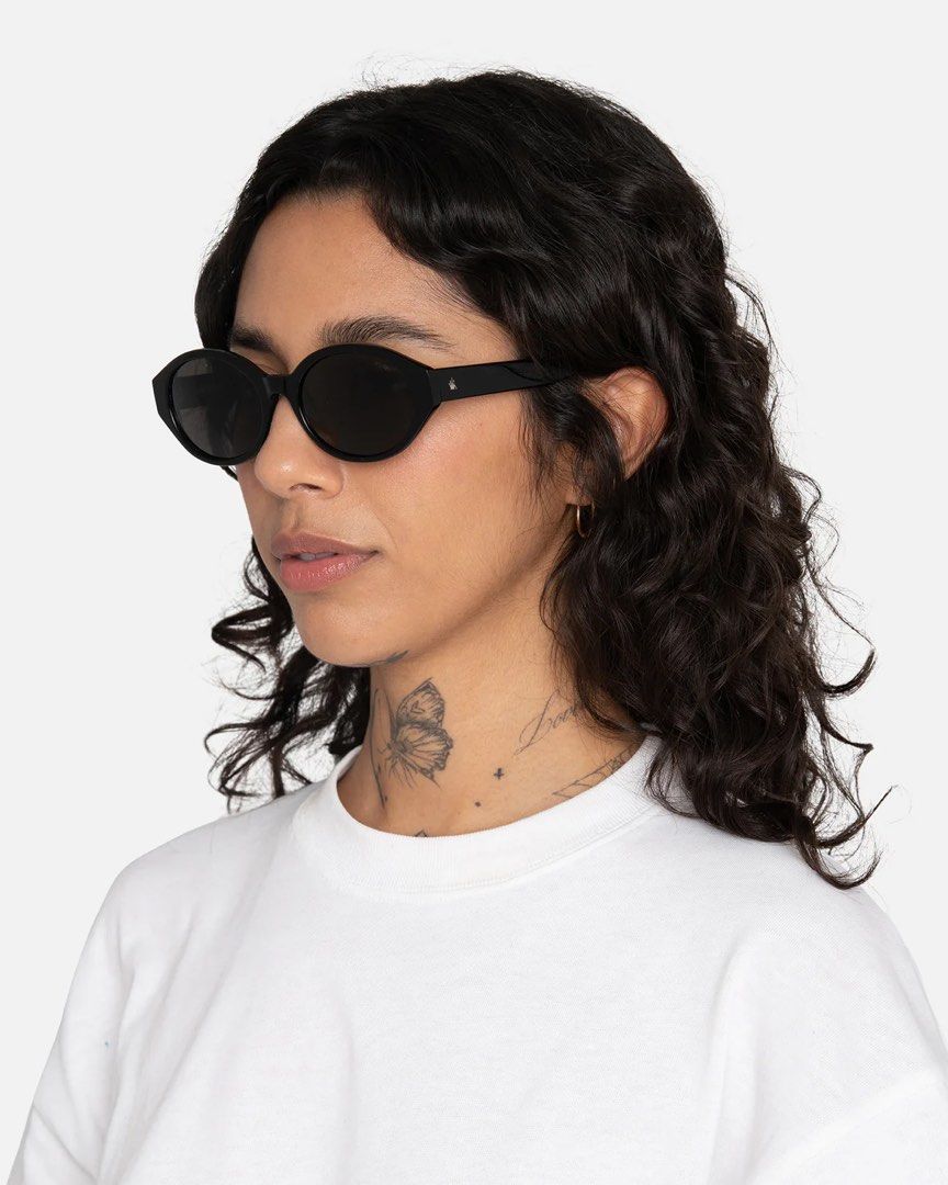 100% authentic Stussy Penn Sunglasses, Men's Fashion, Watches