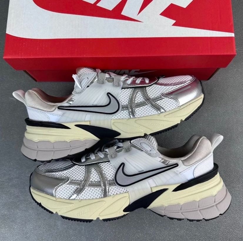 Nike best sale v2k tekno