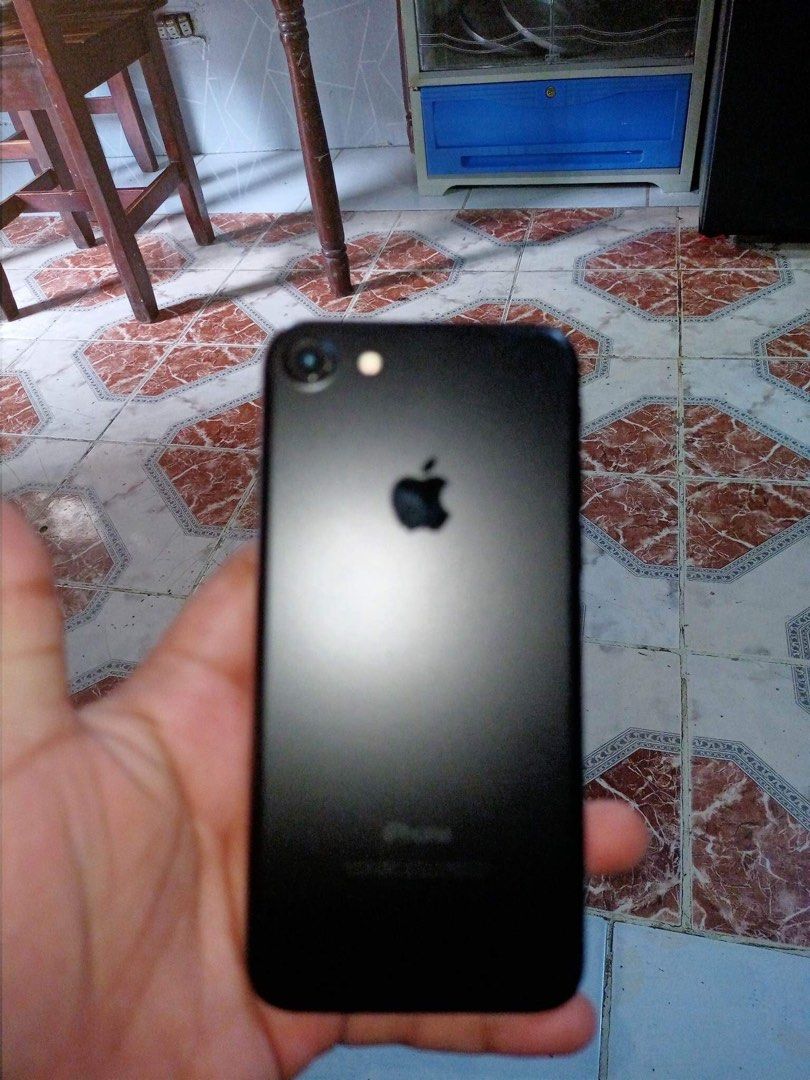 128 GB NO ISSUE (Category: iPhone 7 Series) located in San Jose del Monte. Submitted by jasestabillo125 (Listing ID 1232893675, Image 1). Description: 100% BH NO ISSUE FACTORY UNLOCKED ANYSIM RESET ALL U WANT WITH BOX AND FREE CASE AND CHARGER .